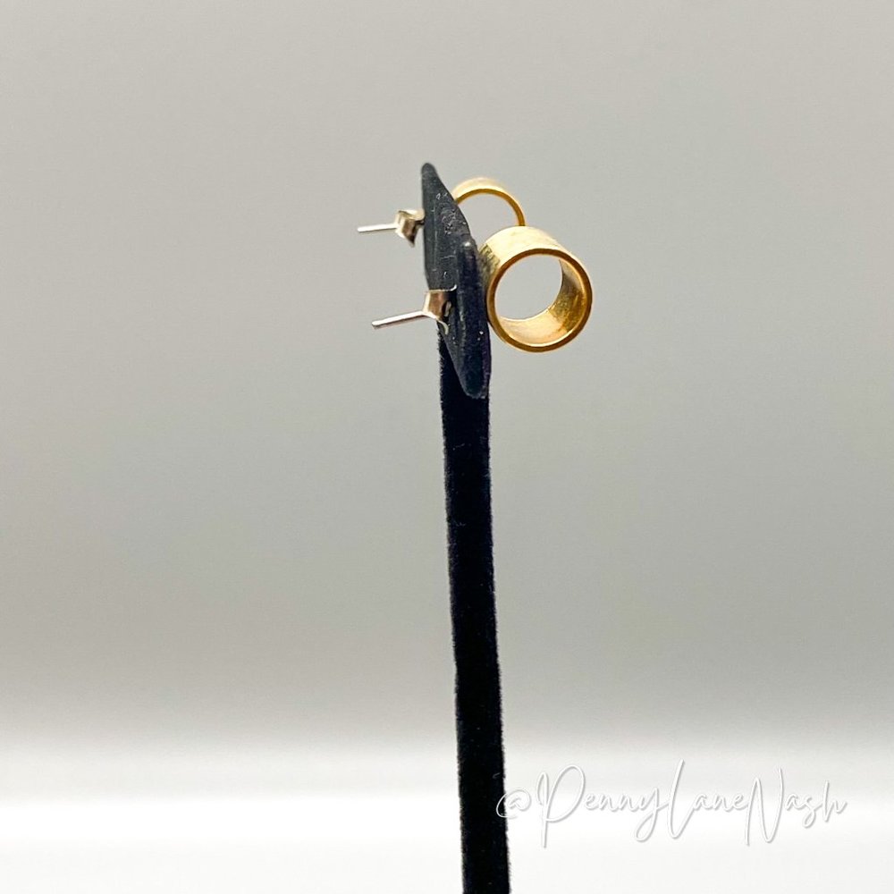 Vintage Gold Blunt Cylinder/Noodle Earrings - Picture 3 of 6